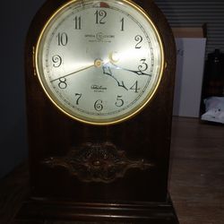 Vintage General Electric Table Clock