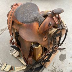 Horse saddle