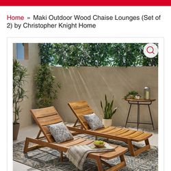 Lounge Chairs 