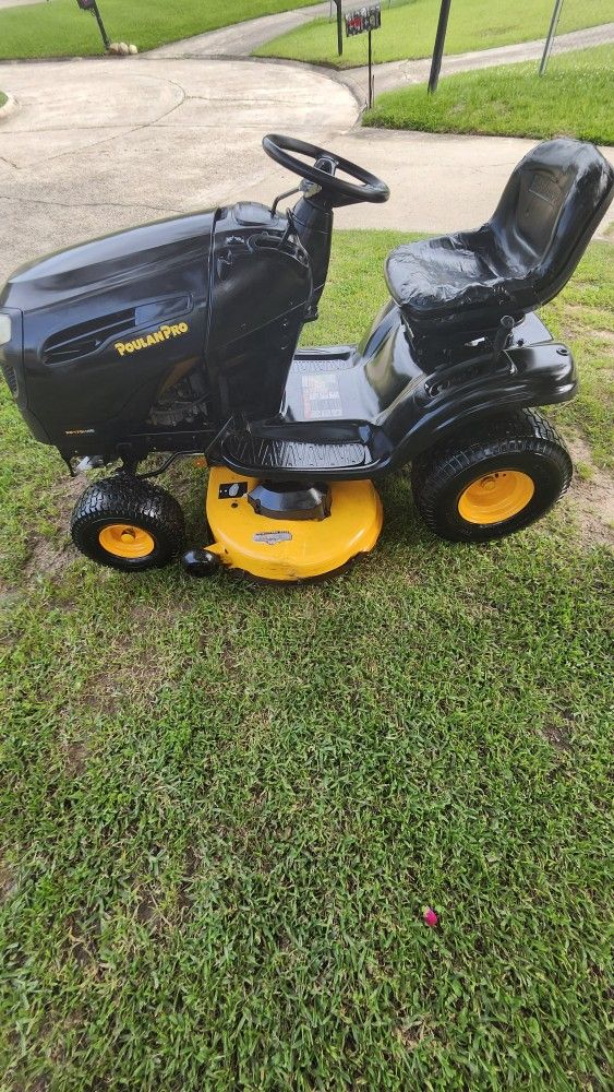 Poulan Pro Riding Mower Run&Cut Excellent 
