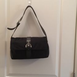 Very Attractive Women’s Handbag (Talbots)