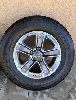 OEM Jeep Wheel 18” w/ Bridgestone Tire – Single