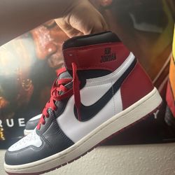 Nike Air Jordan Retro 1 Black Toe Reimagined Size 11