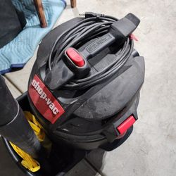 Wet/Dry Shop Vacuum