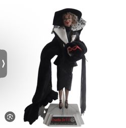 Mattel Cruella De Vil Power In Pinstripes Doll NEW