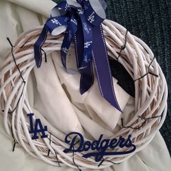 Wreath Decor DODGER  Blue/Battery  Blue lites  18"W  Woven Willow Wood
