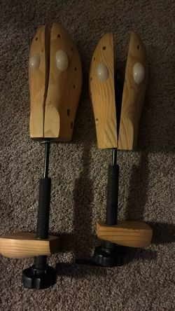 Wooden SHOE STRETCHERS - Men/Women
