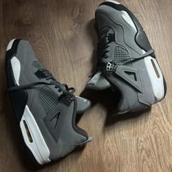 Jordan 4 Cool Grey