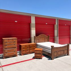 Queen size bedroom set