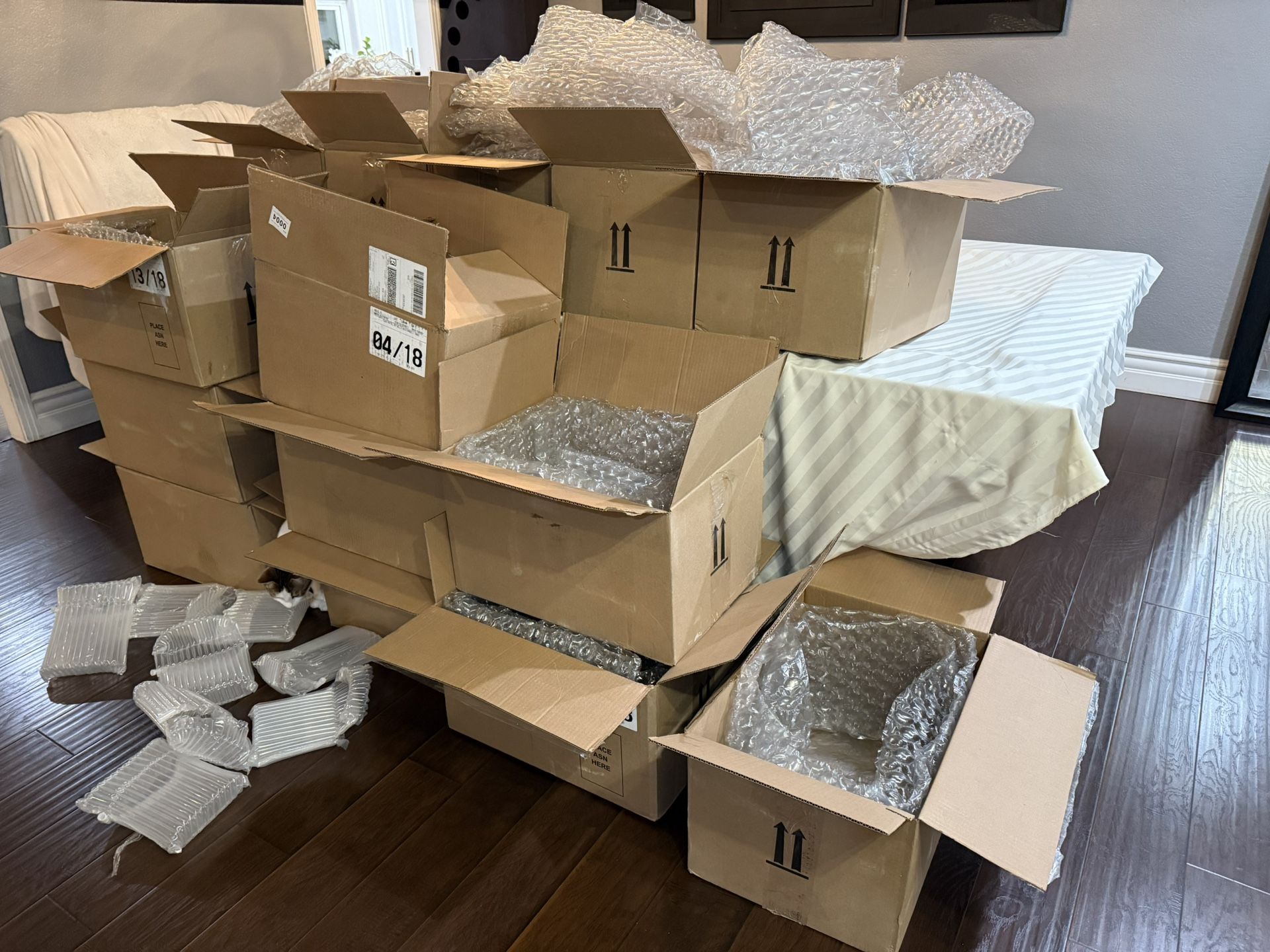 Moving Boxes With Bubble Wrap. Packing Supply