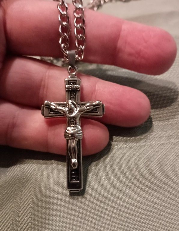 Beautiful Stainless Steel Cross with a 24 Inch Chain