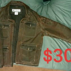 Size Large Columbia Sportswear Outdoor Company Jacket/coat