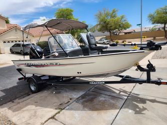 2020 Tracker Pro guide WT 16.deep V