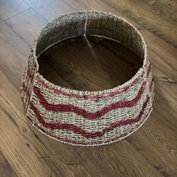 Christmas Tree Skirt-Free