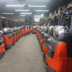 FORKLIFT TOYOTA $14.500