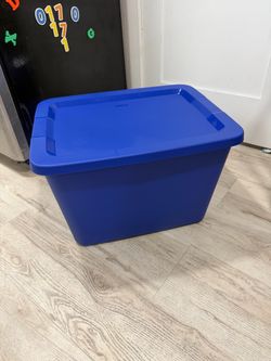 Brand new sterilite 18 gal plastic storage bin