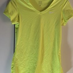 Nike Women's Bright Yellow Short Sleeve Tee Size Medium