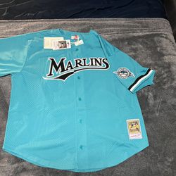 BRAND NEW OLD SCHOOL MARLINS BASEBALL JERSEY for