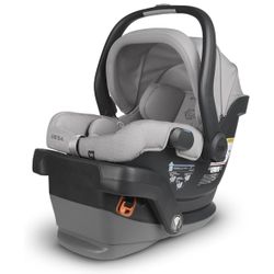 Uppababy Car Seat + 2 Bases