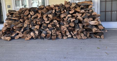 Seasoned Avocado Wood Ready To Burn🔥