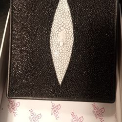 Wallet. STING RAY