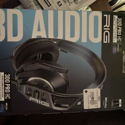 PS4 With Two Controllers And Headset 