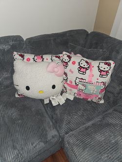 HELLO KITTY Pillows