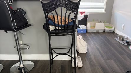 Black Ornate Metal Bar Chair