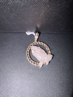 32-000191 10KYG MICHEAL JACKSON GLOVES PENDENT WITH DIAMONDS