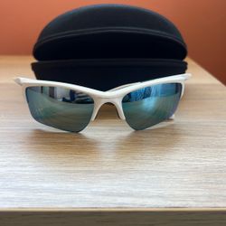 Polarized Oakley Glasses