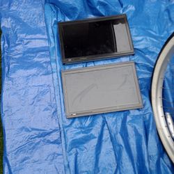 Dual Monitors For Anybody Who Wants To Do Two Things At Once