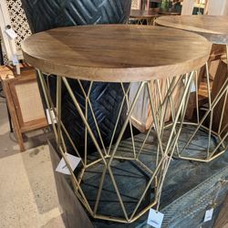 Mango Wood Round Accent Table 