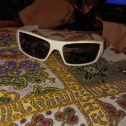 Polorized Oakley Sunglasses
