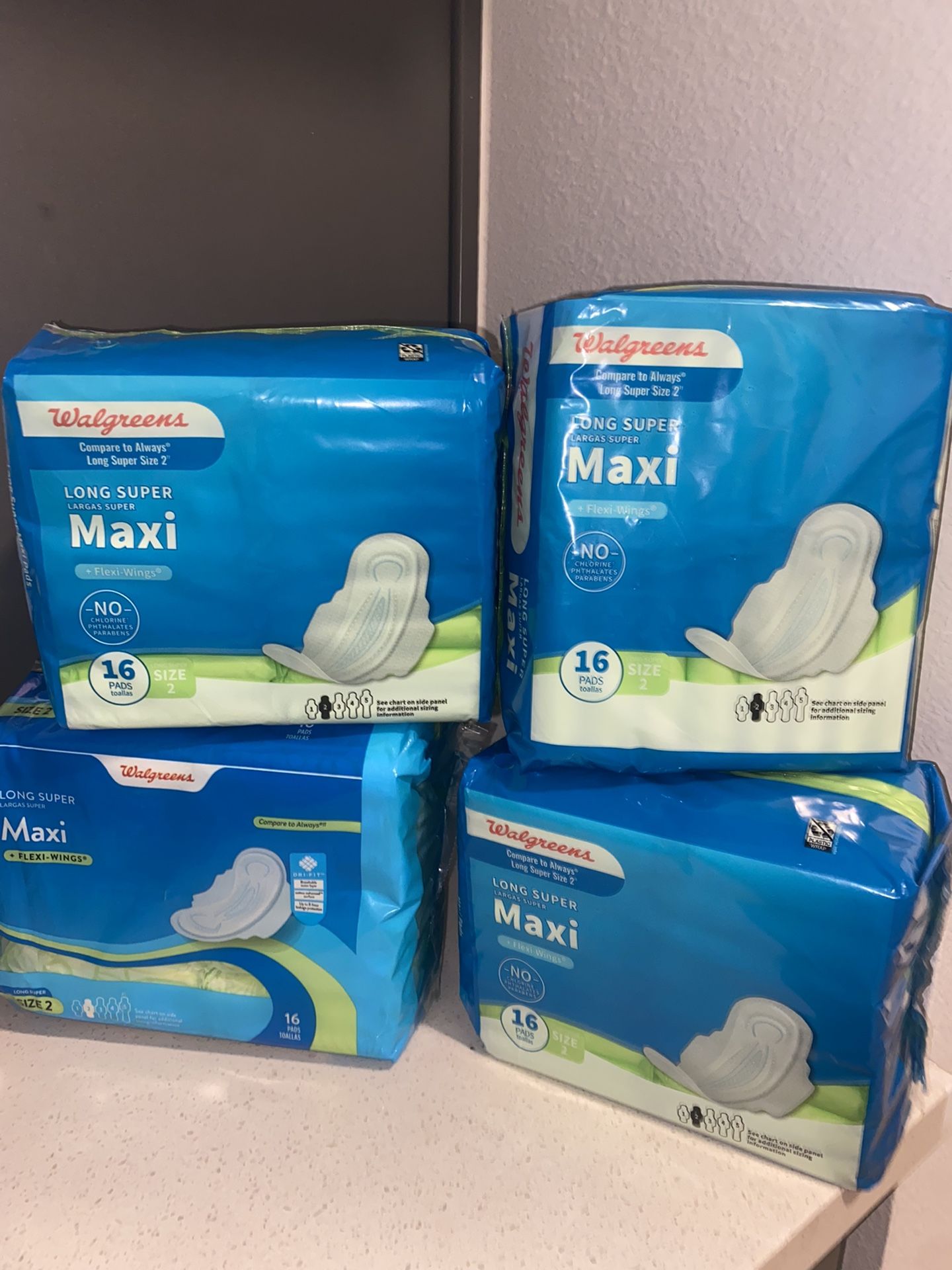 Walgreens Maxi Pads With Wings , Long Super Absorbency Unscented, Size 2 - 16 Count
