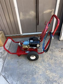 New Wheeler-rex 47100-electric powered hydrostatic Test pump 1000psi asking $1000 commercial
