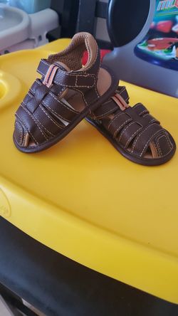 Baby shoes size 2