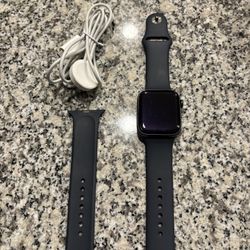 Apple Watch SE 44mm