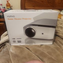 Vamvo Home Theater Projector 