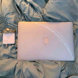 MacBook
