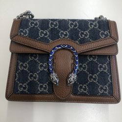 Gucci GG Supreme Dionysus Bag (421970)