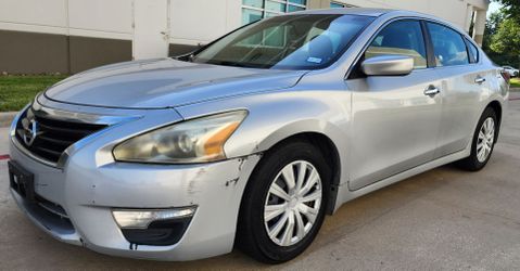 Nissan altima
