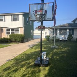 Spaulding Basketball Hoop