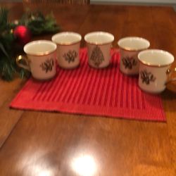 Lenox Holly Mugs  (5)
