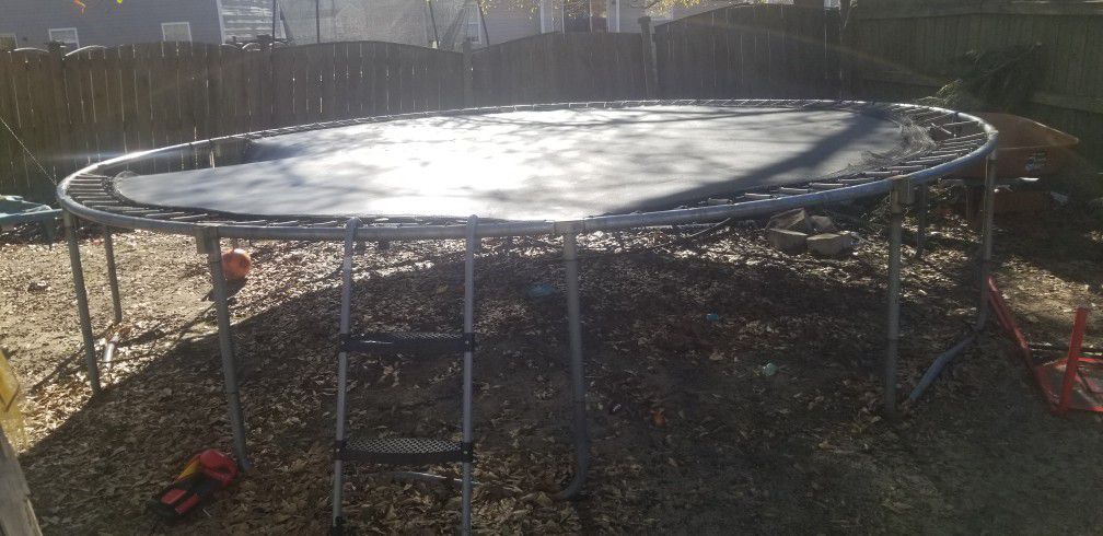 Trampoline For Parts Free