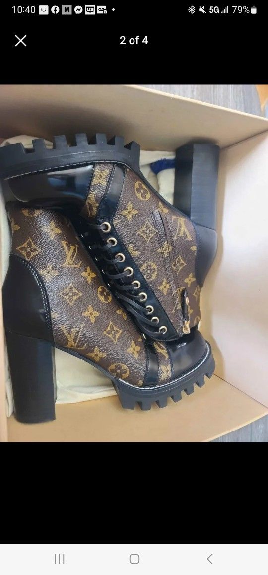 Lv Star Trail Hiking Boots Size 39 Size 8
