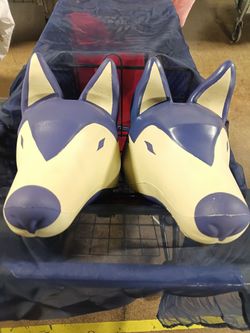 RARE!!! HUSKIES DOG HEAD FOAM.