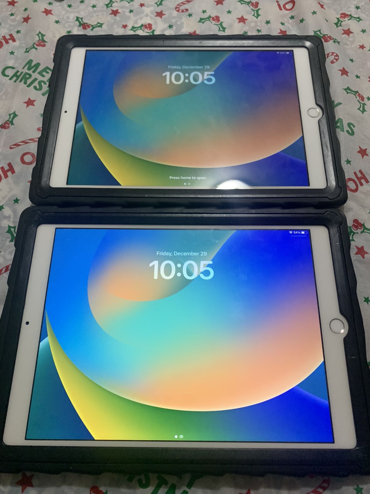 Apple iPad 6th Generation 32GB Unlocked Like New!