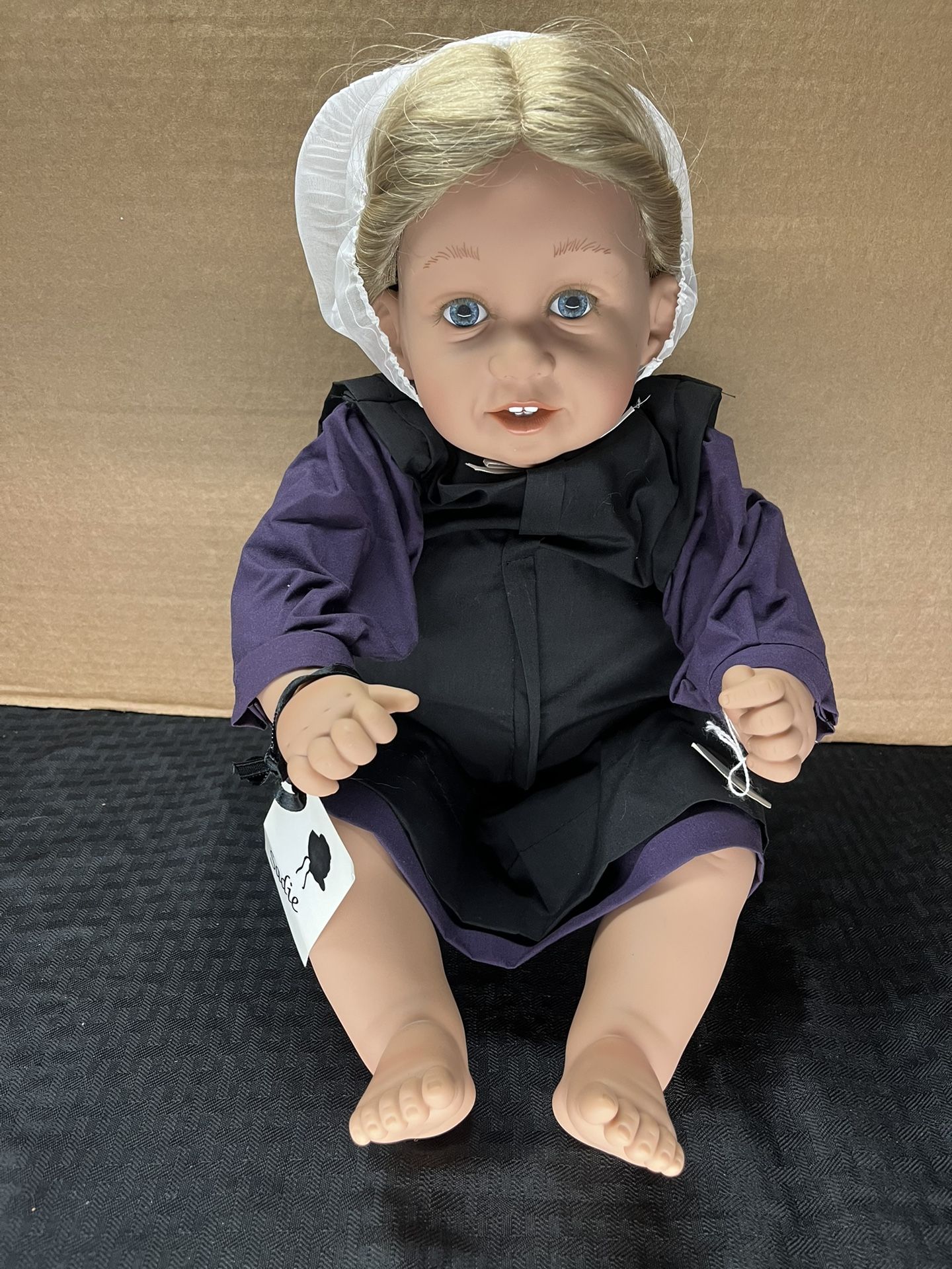 21” Sadie Amish Doll