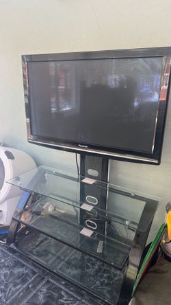 Panasonic Tv and Tv Stand