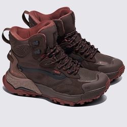 VANS MTE CRESTLINE GORE-TEX HIKING BOOT BITTER CHOCOLOTE BROWN MEN SIZE 11 NEW 